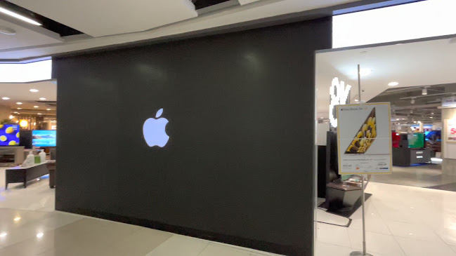 COURTS Causeway Point - Appliance store