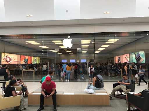Computer Store «Apple Los Cerritos», reviews and photos, 242 Los Cerritos Center, Cerritos, CA 90703, USA