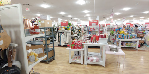 Department Store «HomeGoods», reviews and photos, 450 Paradise Rd, Swampscott, MA 01907, USA