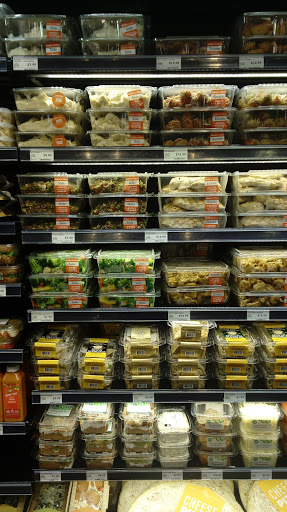 Shopping Mall «Shops On Lane Avenue», reviews and photos, 1675 W Lane Ave, Upper Arlington, OH 43221, USA