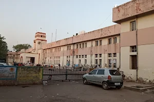 Maharao Bhimsingh Hospital image