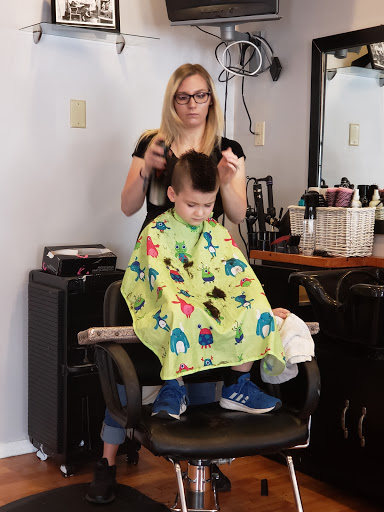 Beauty Salon «Justine Evans Lifestyles Salon», reviews and photos, 250 E Broad St, Tamaqua, PA 18252, USA