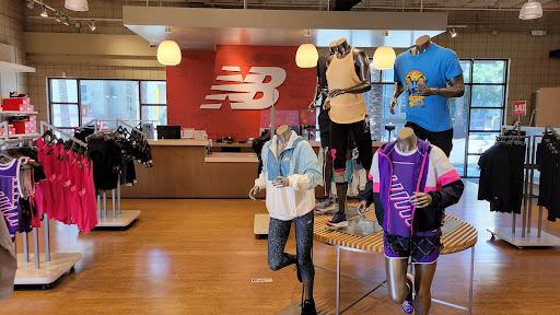 Shoe Store «New Balance», reviews and photos, 270 S Arroyo Pkwy, Pasadena, CA 91105, USA