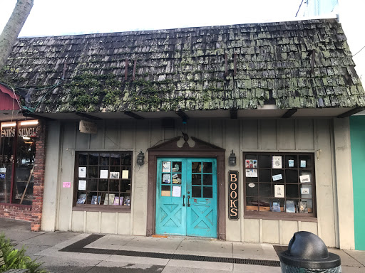 Used Book Store «Beachview Books», reviews and photos, 215 Mallery St, Saint Simons Island, GA 31522, USA