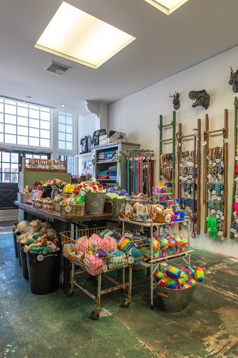 Pet Supply Store «Rosie Bunny Bean Urban Pet Provisions», reviews and photos, 1309 N Ave 51, Highland Park, CA 90042, USA