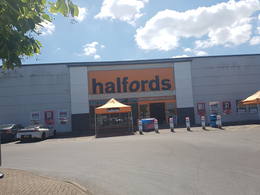 Halfords - Oxford Road (Reading)