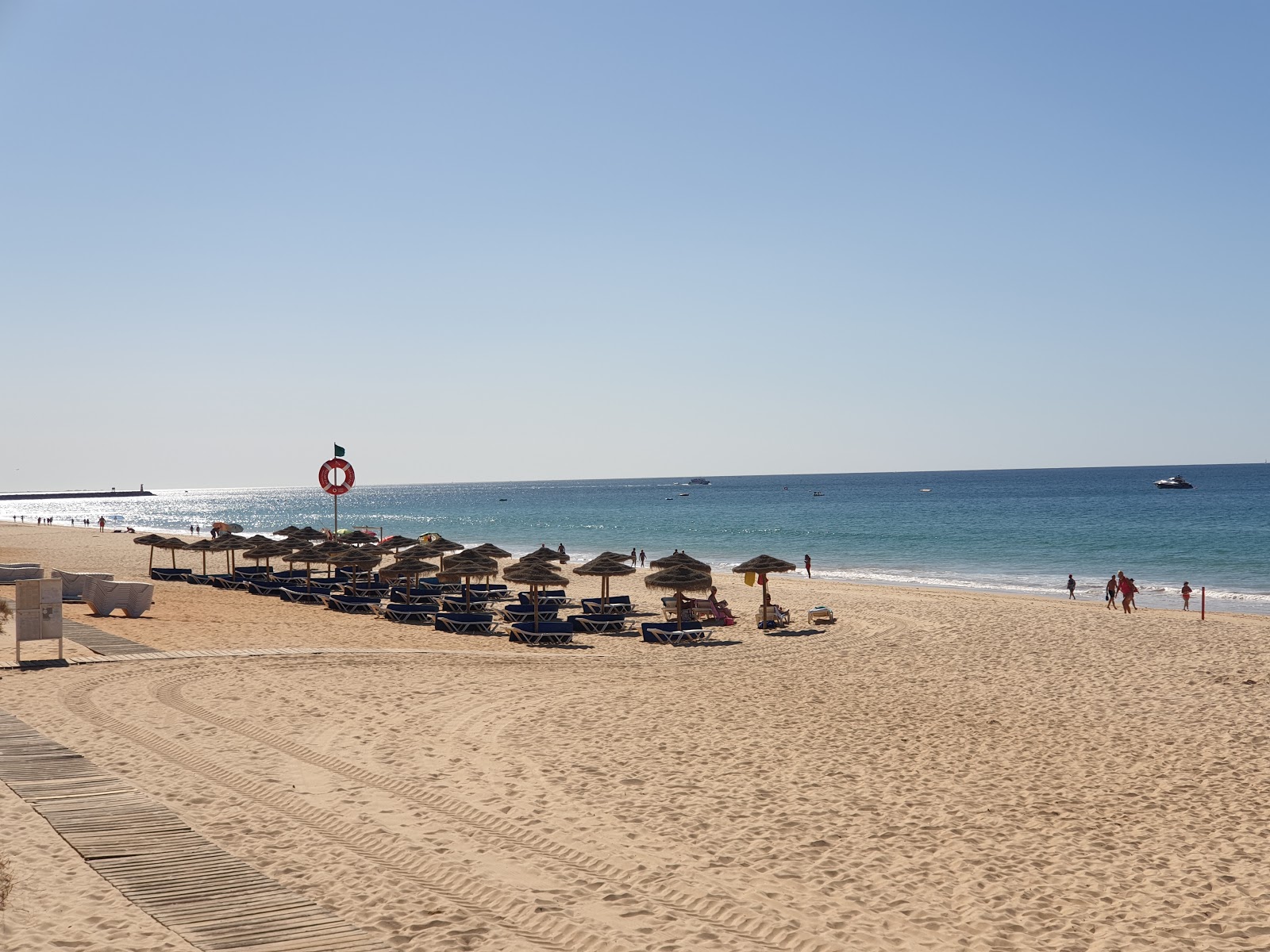 Praia da falesia'in fotoğrafı düz ve uzun ile birlikte