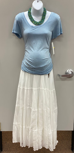 Used Clothing Store «Clothes Mentor Strongsville», reviews and photos, 15143 Pearl Rd, Strongsville, OH 44136, USA