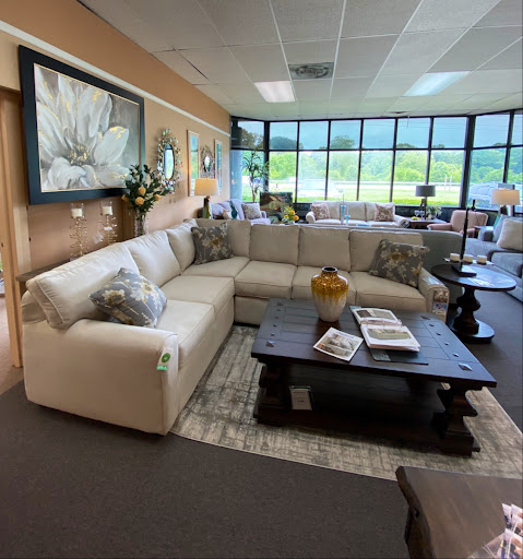 Furniture Store «Showman Furniture», reviews and photos, 2431 Crofton Ln, Crofton, MD 21114, USA