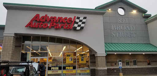 Auto Parts Store «Advance Auto Parts», reviews and photos, 839 Broad St, Central Falls, RI 02863, USA