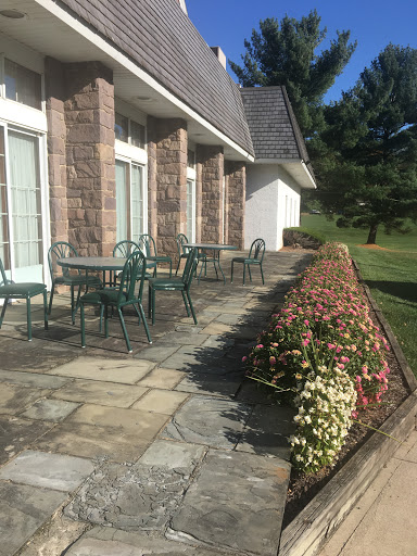 Dinner Theater «Hunterdon Hills Playhouse», reviews and photos, 88 NJ-173, Hampton, NJ 08827, USA