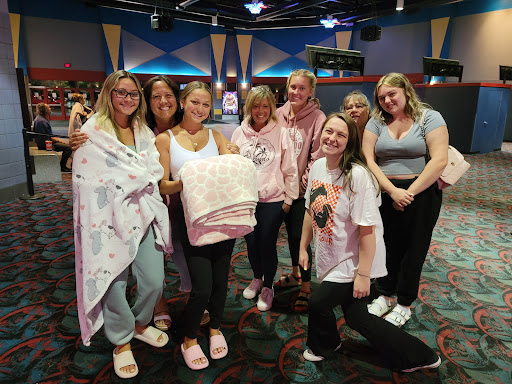 Movie Theater «MJR Waterford Digital Cinema 16», reviews and photos, 7501 Highland Rd, Waterford Twp, MI 48327, USA