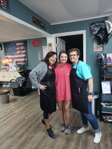 Barber Shop «sideburns barbershop and salon», reviews and photos, 8767 Maysville Rd, Maysville, GA 30558, USA