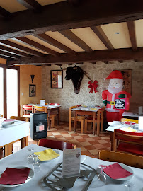 Atmosphère du Auberge de la Vieille Castille Restaurant Commelle Vernay Roanne - n°2