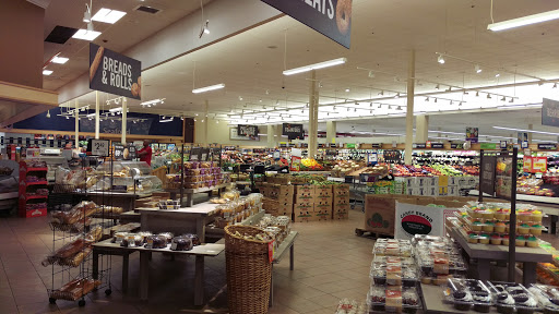 Grocery Store «Stop & Shop», reviews and photos, 1100 Massachusetts Ave, Dorchester, MA 02125, USA