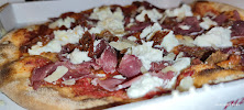 Plats et boissons du Pizzeria Pizz'Artist au feu de bois (Artisan Pizzaïolo) 🔥🍕 à Ancizan - n°8