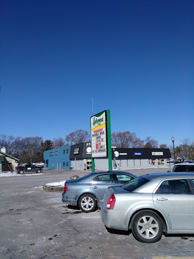 Grocery Store «Hollywood Super Market», reviews and photos, 714 N Main St, Royal Oak, MI 48067, USA