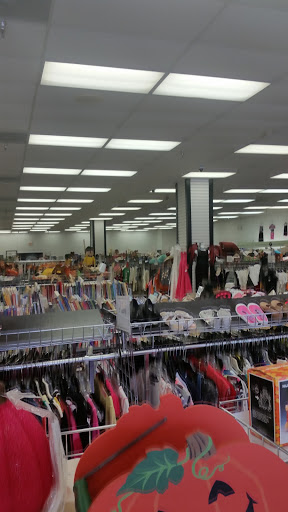 Thrift Store «Goodwill», reviews and photos, 1577 N Nova Rd, Holly Hill, FL 32117, USA