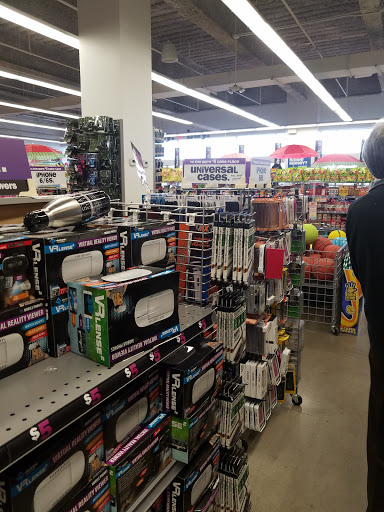 Variety Store «Five Below», reviews and photos, 846 Pelham Pkwy, Pelham, NY 10803, USA