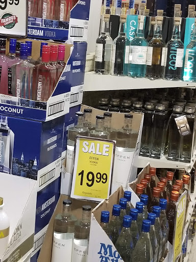 Liquor Store «Famous Wine & Spirits», reviews and photos, 7714 Madison St, Forest Park, IL 60130, USA