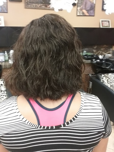 Hair Salon «Studio shag hair salon», reviews and photos, 3780 W Jonathan Moore Pike, Columbus, IN 47201, USA