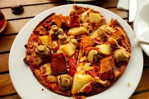 Pizza Tutti's image