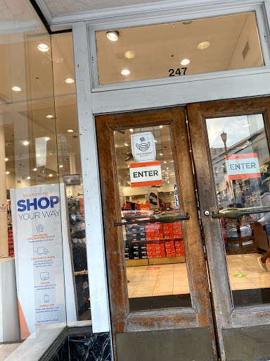 Shoe Store «Rack Room Shoes», reviews and photos, 245 King St, Charleston, SC 29401, USA