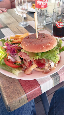 Le Grand Bleu bar tabac presse Pmu snack à Concarneau