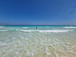 Foto von Baghoosh Beach mit türkisfarbenes wasser Oberfläche
