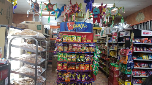 Mexican Restaurant «Don Pancho Villa Restaurant & Market», reviews and photos, 21565 US-19, Clearwater, FL 33765, USA