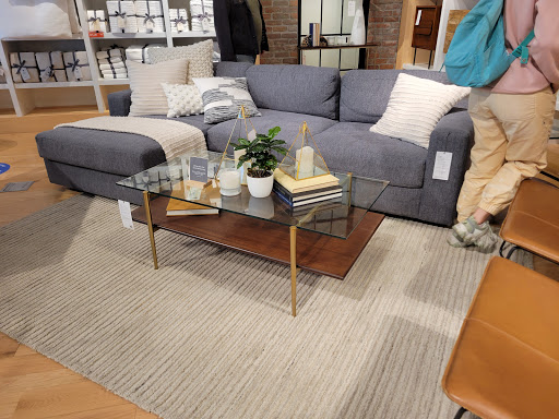 Furniture Store «west elm», reviews and photos, 1201 NW Couch St, Portland, OR 97209, USA
