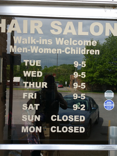 Beauty Salon «Bags N Guns», reviews and photos, 1031 Park St, Westmoreland, TN 37186, USA