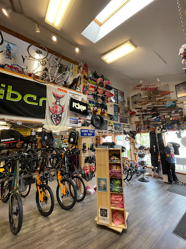 Sporting Goods Store «Enumclaw Ski & Mountain Sports», reviews and photos, 240 Roosevelt E., Enumclaw, WA 98022, USA