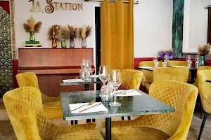 Café La Station image