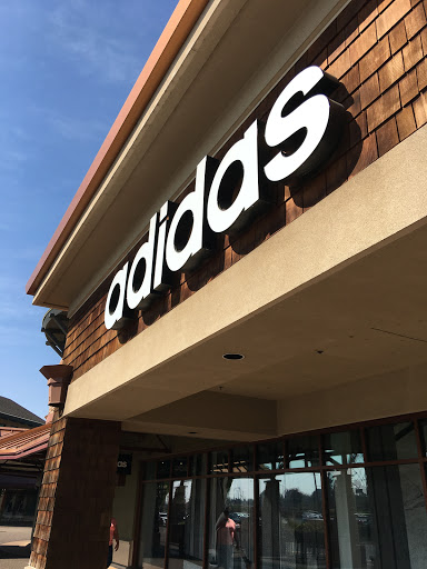 Sporting Goods Store «adidas Outlet Store Woodburn», reviews and photos, 1001 N Arney Rd Ste 400, Woodburn, OR 97071, USA