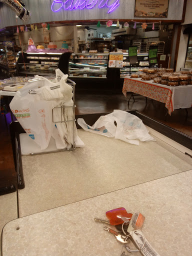 Supermarket «E W James & Sons», reviews and photos, 705 E Reelfoot Ave, Union City, TN 38261, USA