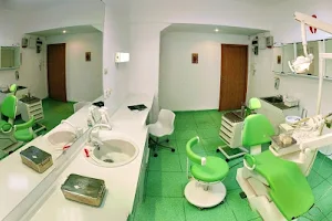 Teodorescu Dental Clinic image