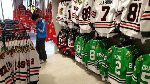 Sportswear Store «Blackhawks Store», reviews and photos, 333 N Michigan Ave, Chicago, IL 60601, USA