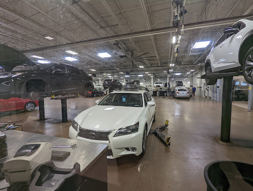 Lexus Dealer «Tom Wood Lexus», reviews and photos, 4610 E 96th St, Indianapolis, IN 46240, USA
