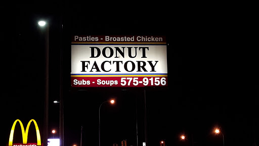 Donut Shop «Donut Factory», reviews and photos, 28805 Mound Rd, Warren, MI 48092, USA