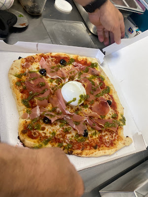 Pizza Le 4 à Le Grau-du-Roi