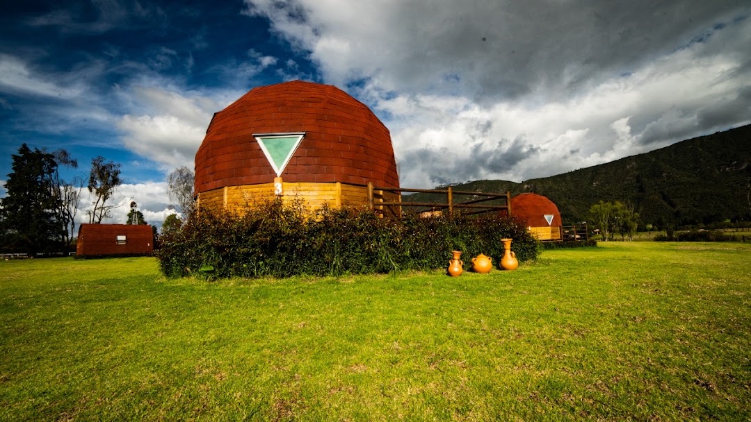 GLAMPING AND CAMPING EL NODO