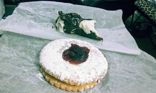 Candy Store «Morrone Pastry Shop & Cafe», reviews and photos, 2349 Arthur Ave, Bronx, NY 10458, USA