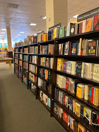 Book Store «Barnes & Noble», reviews and photos, 3561 N Freeway Blvd, Sacramento, CA 95834, USA
