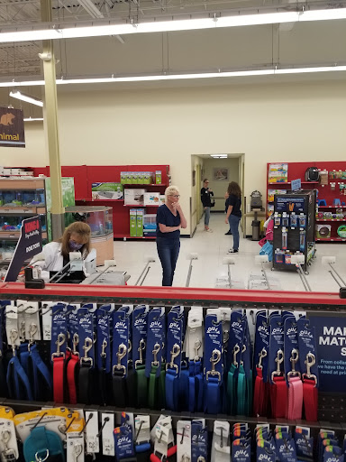 Pet Supply Store «Petco Animal Supplies», reviews and photos, 1624 Governors Square Blvd, Tallahassee, FL 32301, USA