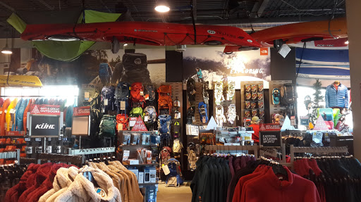 Outdoor Sports Store «Eastern Mountain Sports», reviews and photos, 87 Marginal Way, Portland, ME 04101, USA
