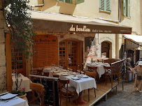 Atmosphère du Restaurant de spécialités provençales Da Bouttau Auberge Provencale à Cannes - n°2