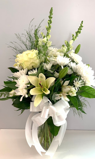 Florist «Turning Over A New Leaf Flowers and Gifts», reviews and photos, 313 W Main St, Gas City, IN 46933, USA