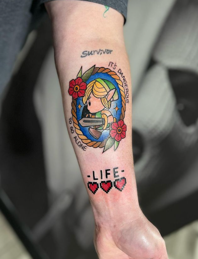 Explore tattoo geometric ideas, creative tattoo ideas in San Antonio, available at Firme Copias Tattoo Studio