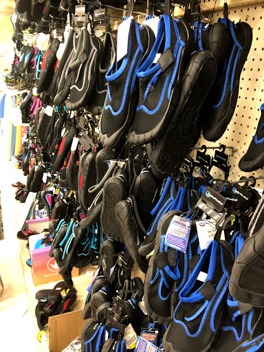 Discount Store «Ocean State Job Lot», reviews and photos, 401 Boston Post Rd, Orange, CT 06477, USA